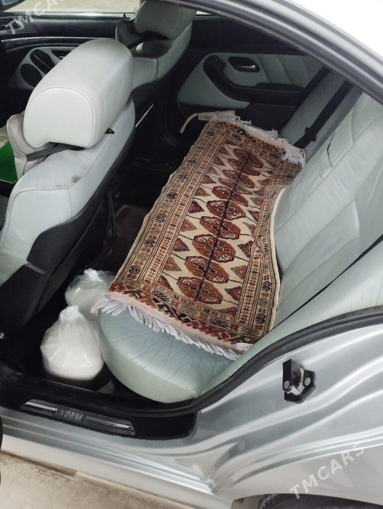 BMW E39 2000 - 92 000 TMT - Kaka - img 4