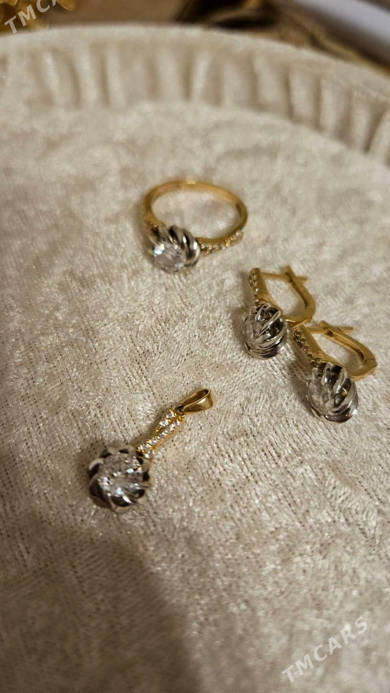 komplekt gyzyl - Туркменбаши - img 1