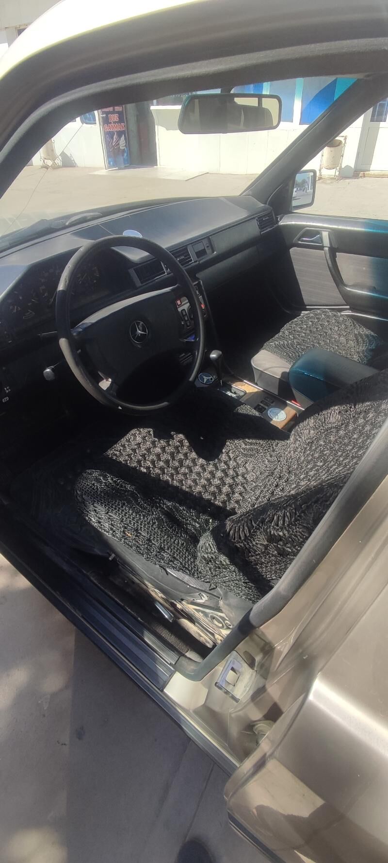 Mercedes-Benz 230E 1987 - 40 000 TMT - Türkmenabat - img 9