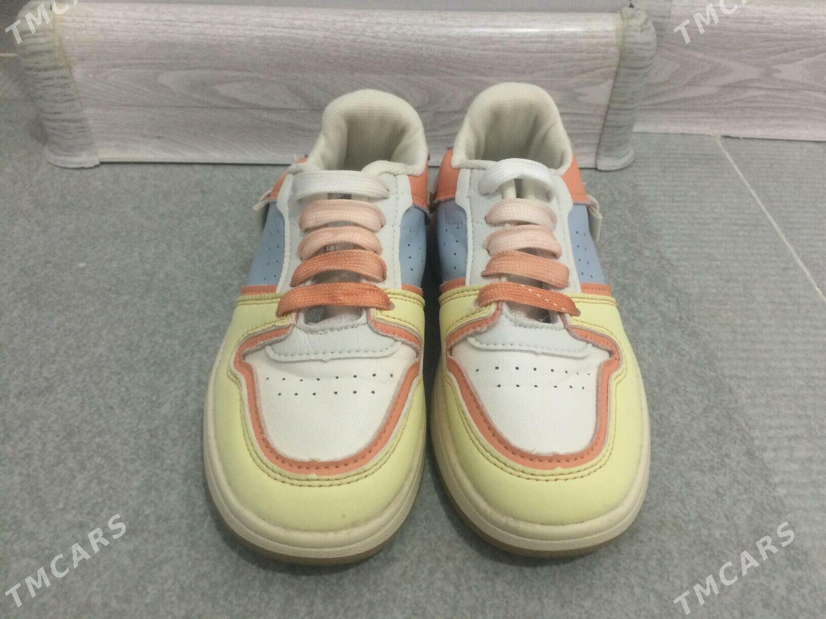 кроссовка - Mary - img 1