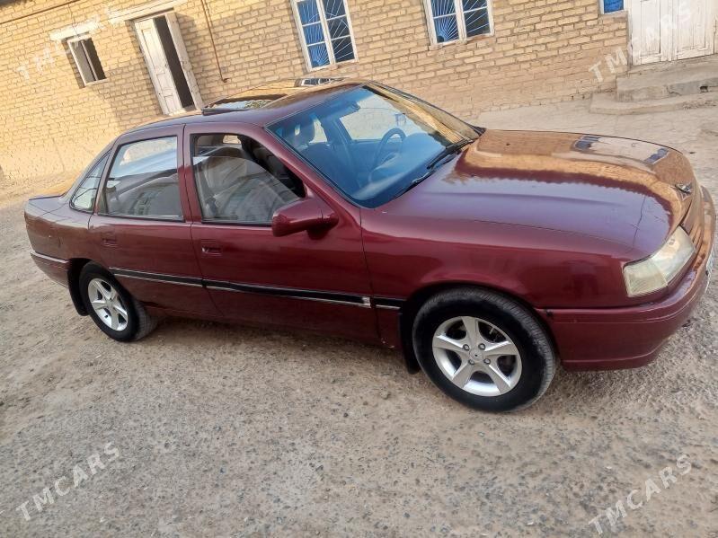 Opel Vectra 1989 - 35 000 TMT - Mary - img 3