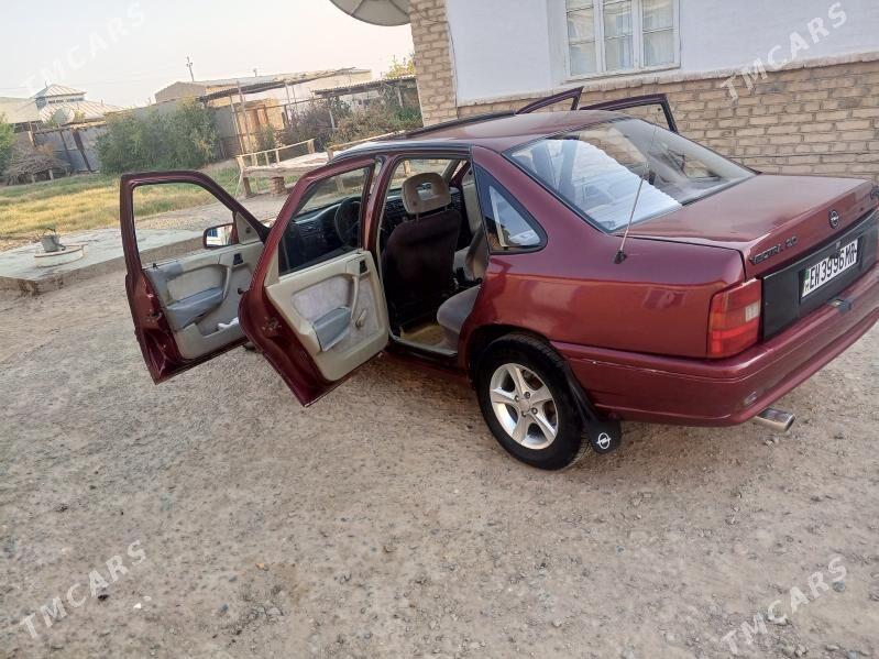 Opel Vectra 1989 - 35 000 TMT - Mary - img 2