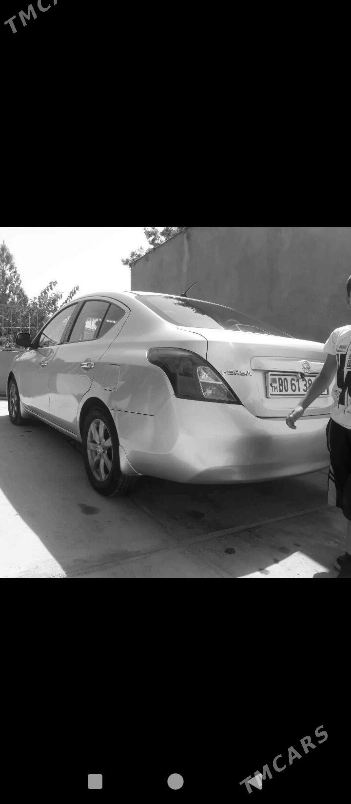 Nissan Versa 2012 - 100 000 TMT - Sarahs - img 2