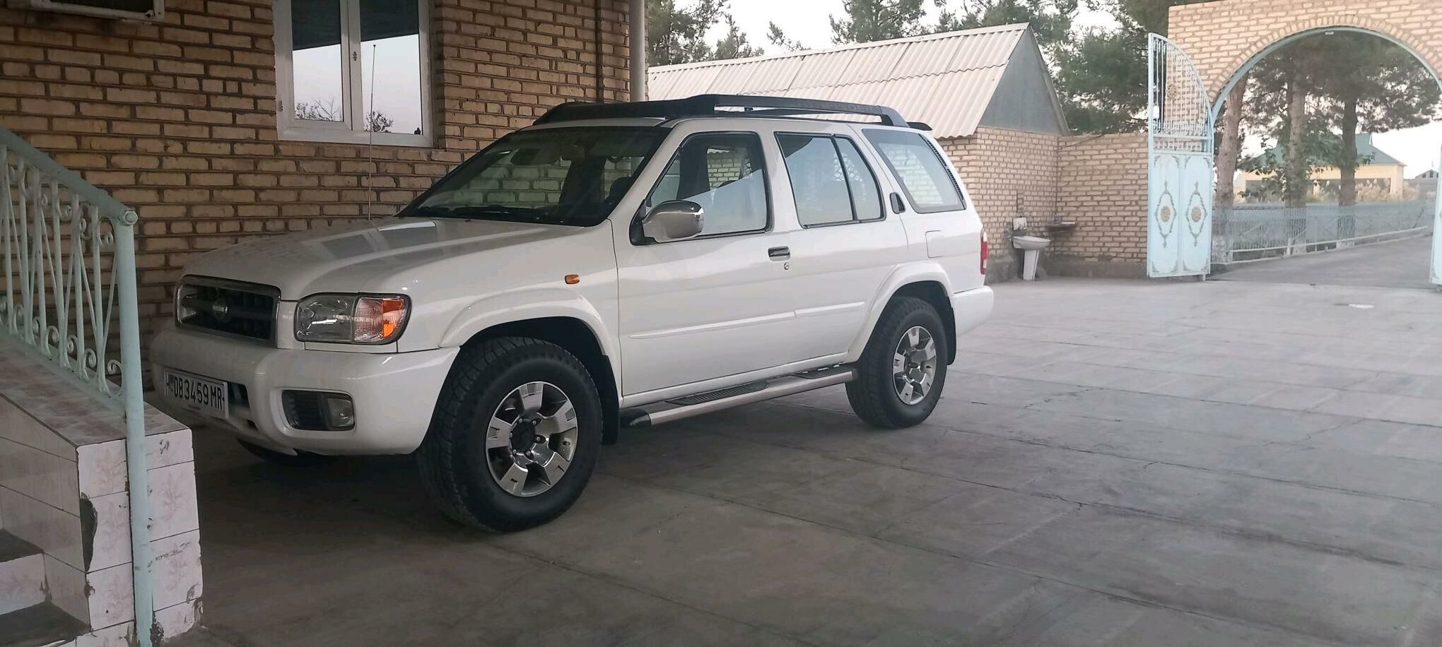 Nissan Pathfinder 2000 - 135 000 TMT - Mary - img 6