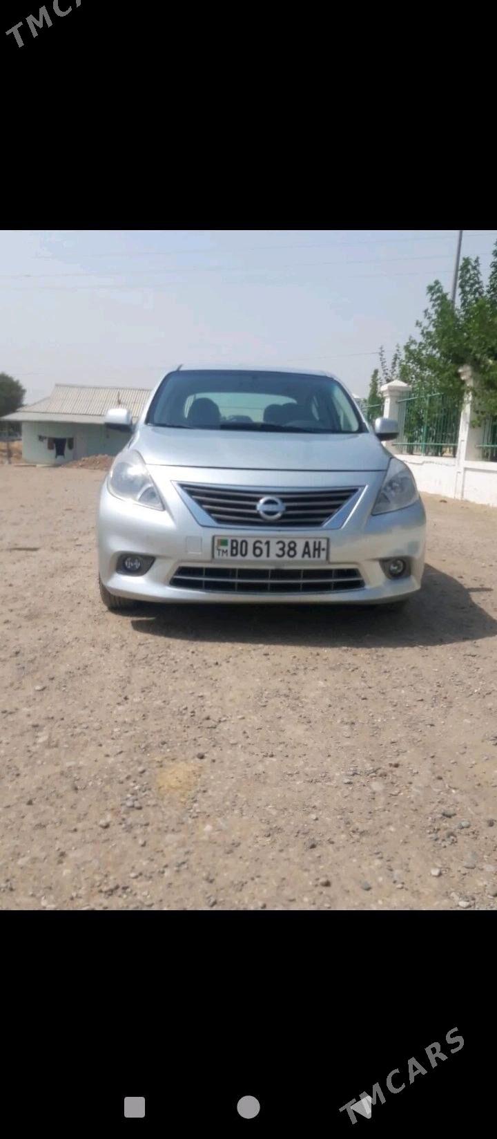 Nissan Versa 2012 - 100 000 TMT - Sarahs - img 4