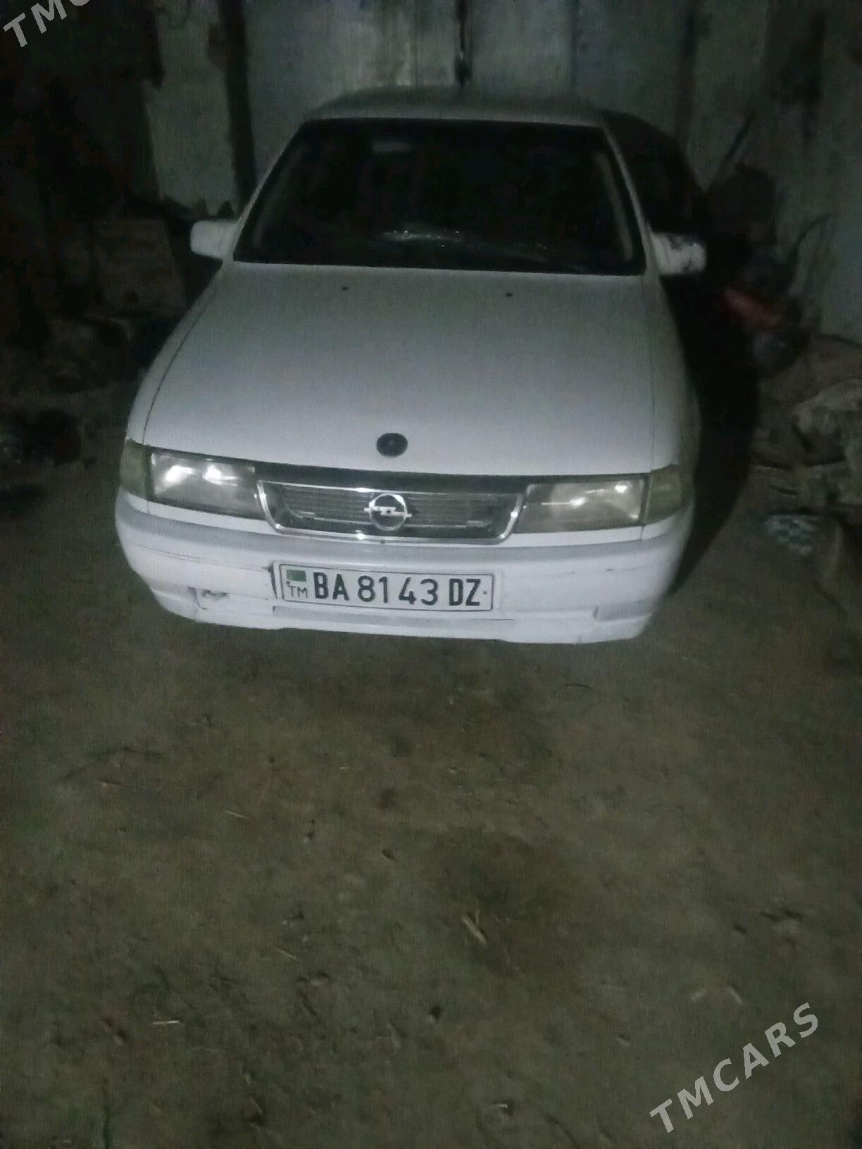 Opel Vectra 1991 - 25 000 TMT - Boldumsaz - img 4