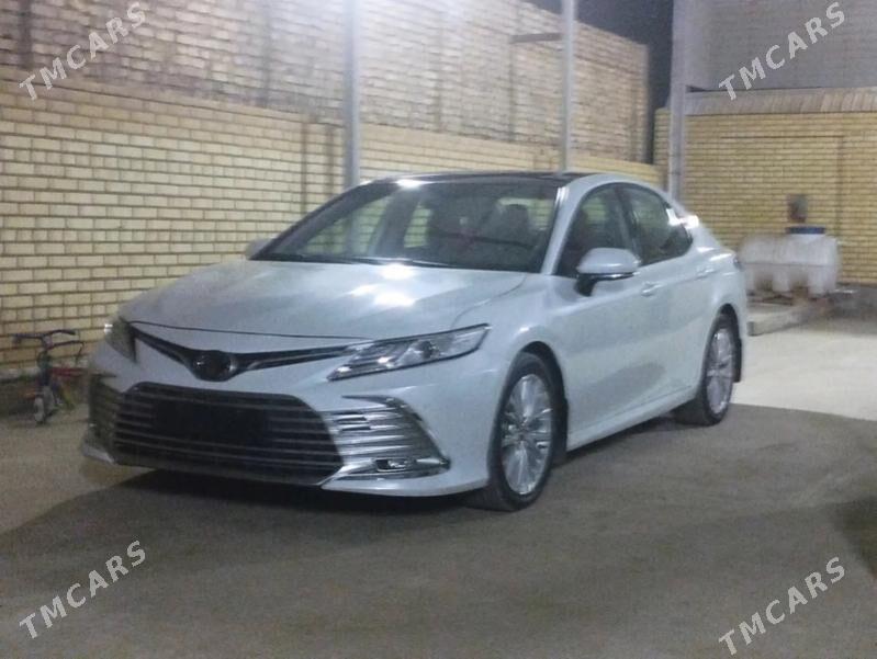 Toyota Camry 2021 - 395 000 TMT - Baýramaly - img 1
