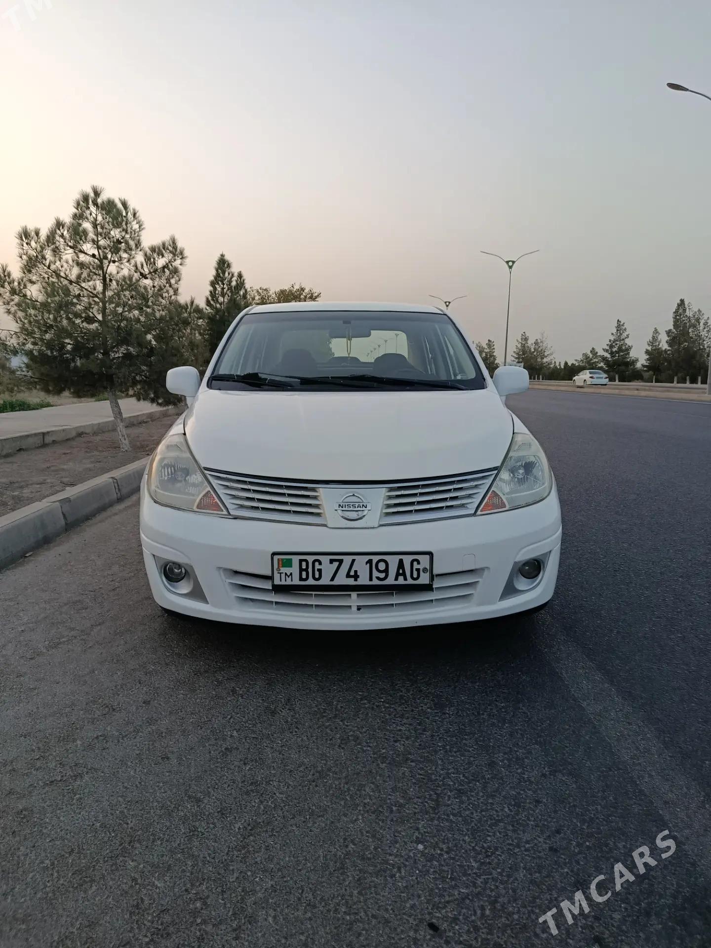 Nissan Versa 2010 - 140 000 TMT - Büzmeýin - img 3