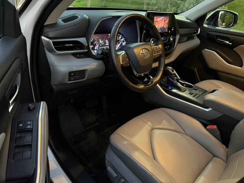 Toyota Highlander 2021 - 620 000 TMT - Ашхабад - img 8