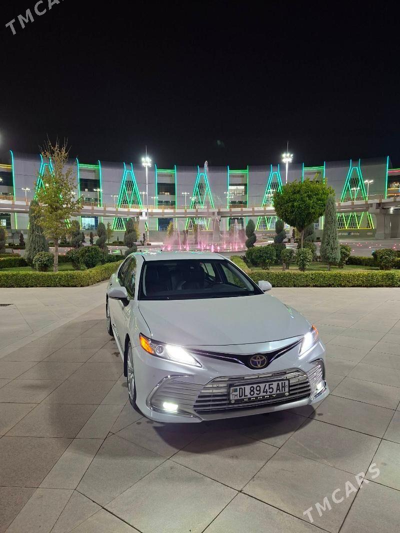 Toyota Camry 2018 - 290 000 TMT - Aşgabat - img 9