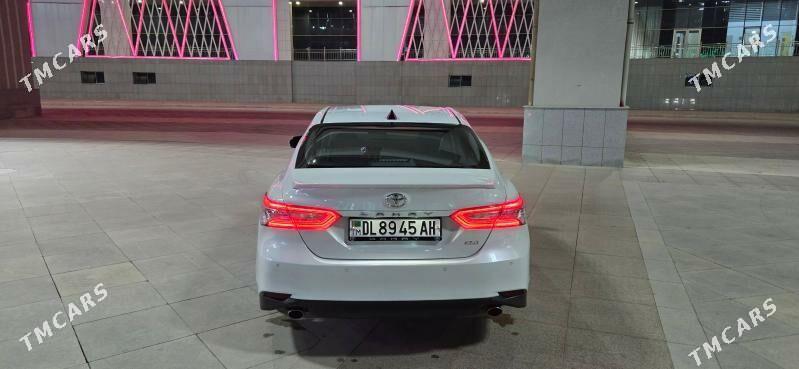 Toyota Camry 2018 - 290 000 TMT - Aşgabat - img 2