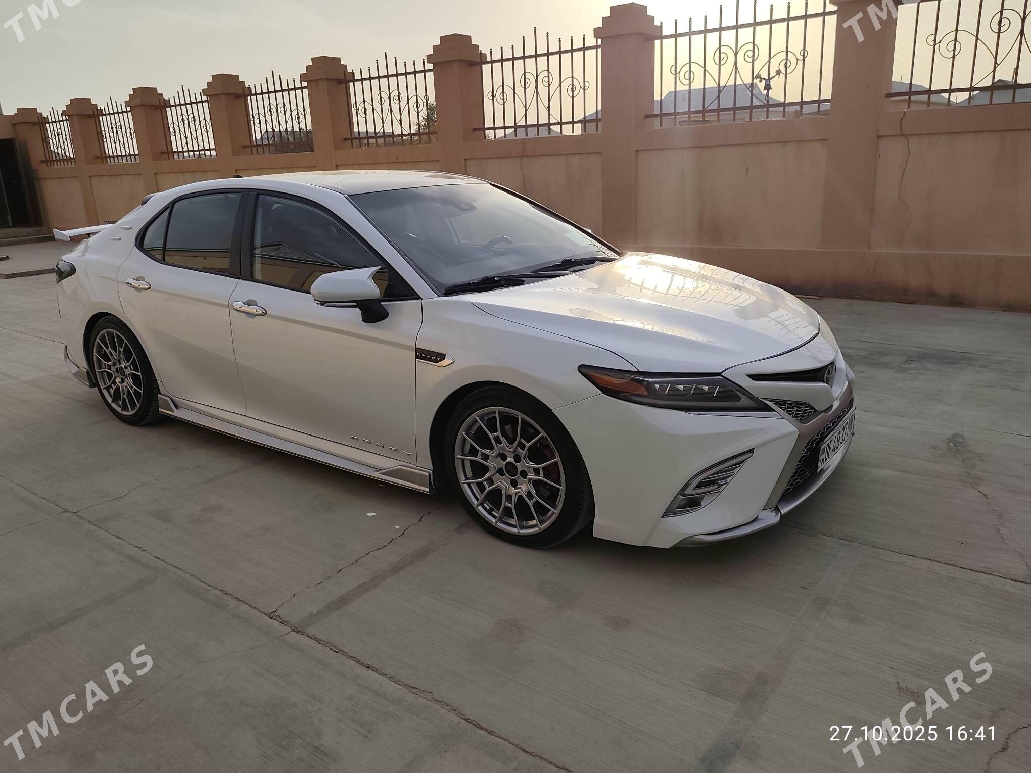 Toyota Camry 2021 - 400 000 TMT - Baýramaly - img 2