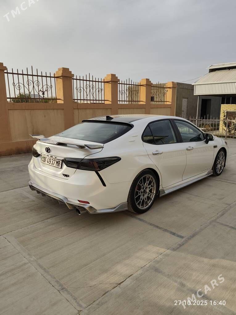 Toyota Camry 2021 - 400 000 TMT - Baýramaly - img 4
