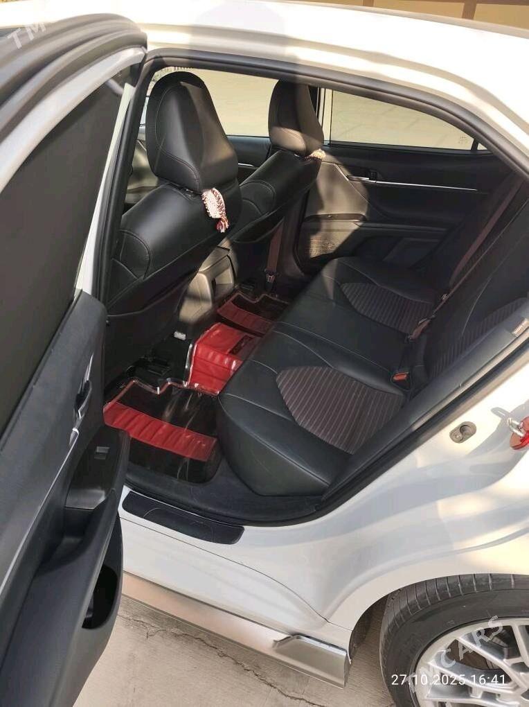 Toyota Camry 2021 - 400 000 TMT - Baýramaly - img 6