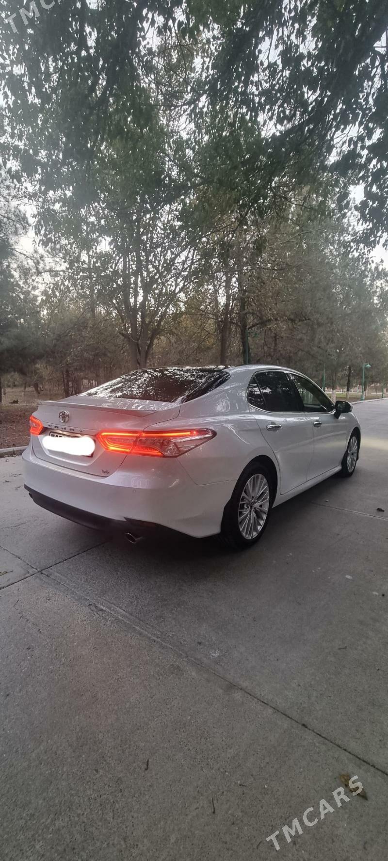 Toyota Camry 2019 - 545 000 TMT - Гёкдепе - img 2