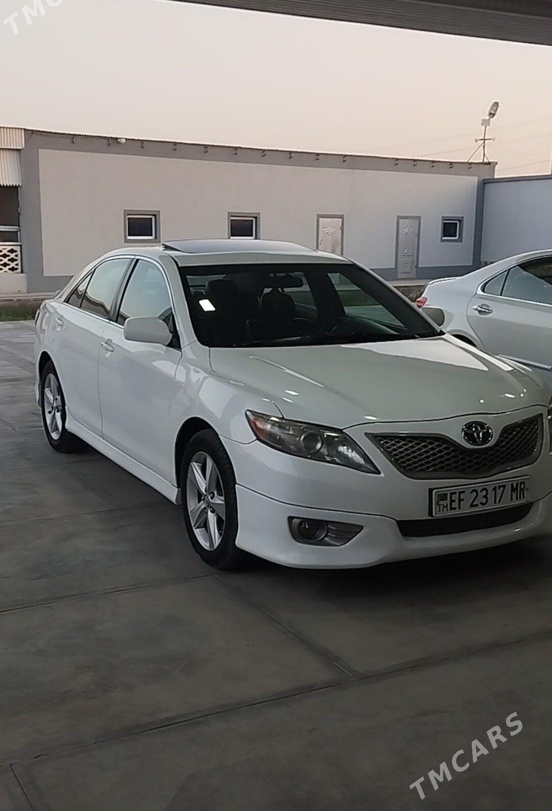 Toyota Camry 2011 - 220 000 TMT - Байрамали - img 10