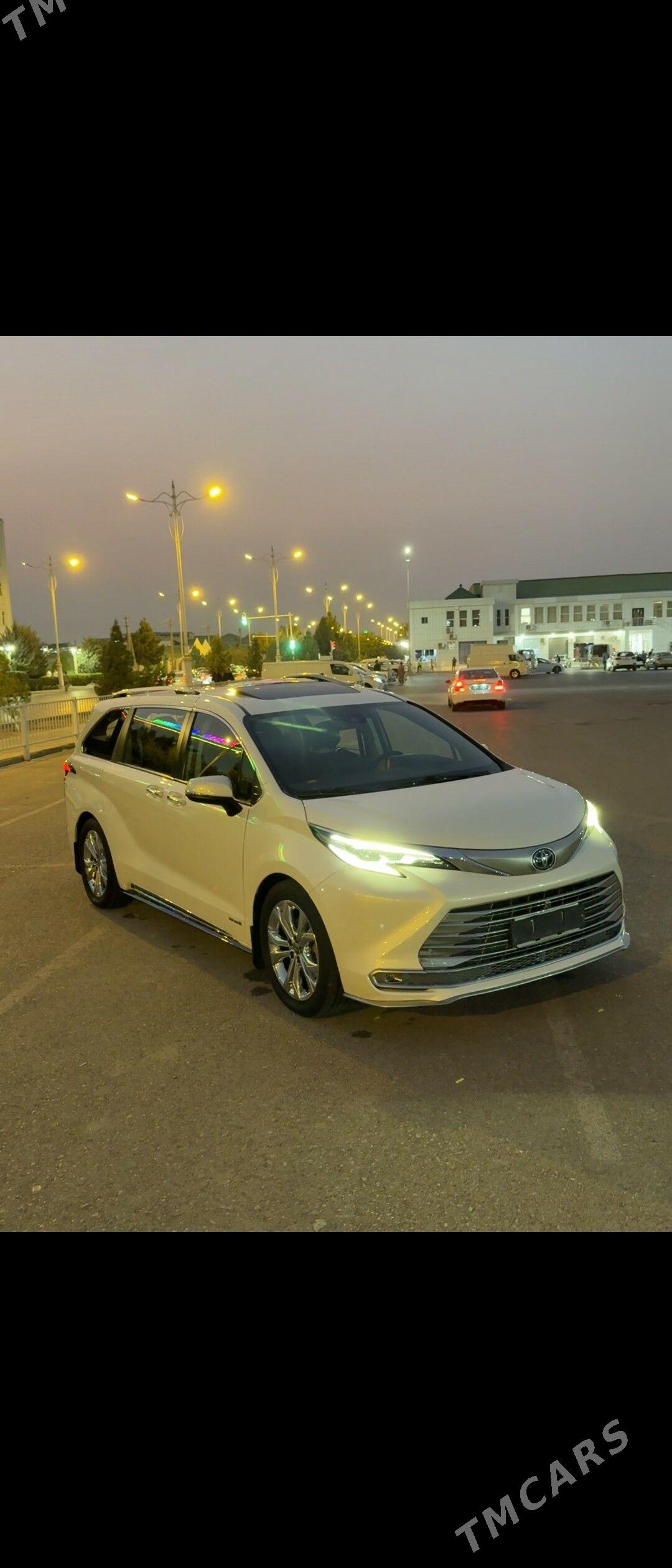 Toyota Sienna 2021 - 630 000 TMT - Aşgabat - img 6