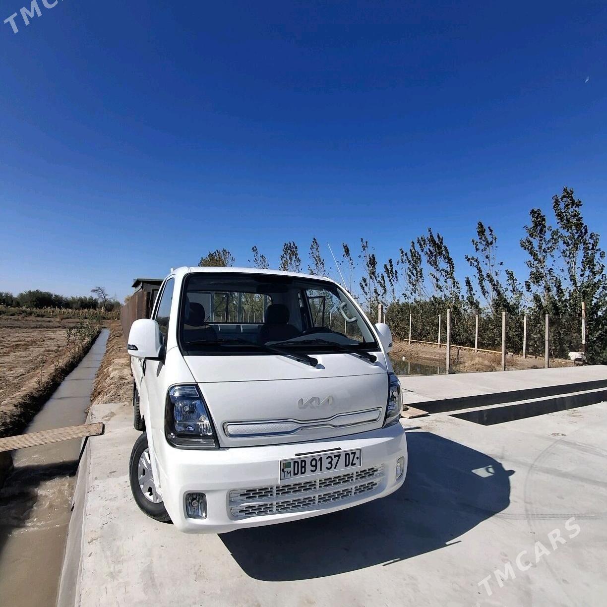 Kia Bongo 2024 - 325 000 TMT - Şabat etr. - img 2