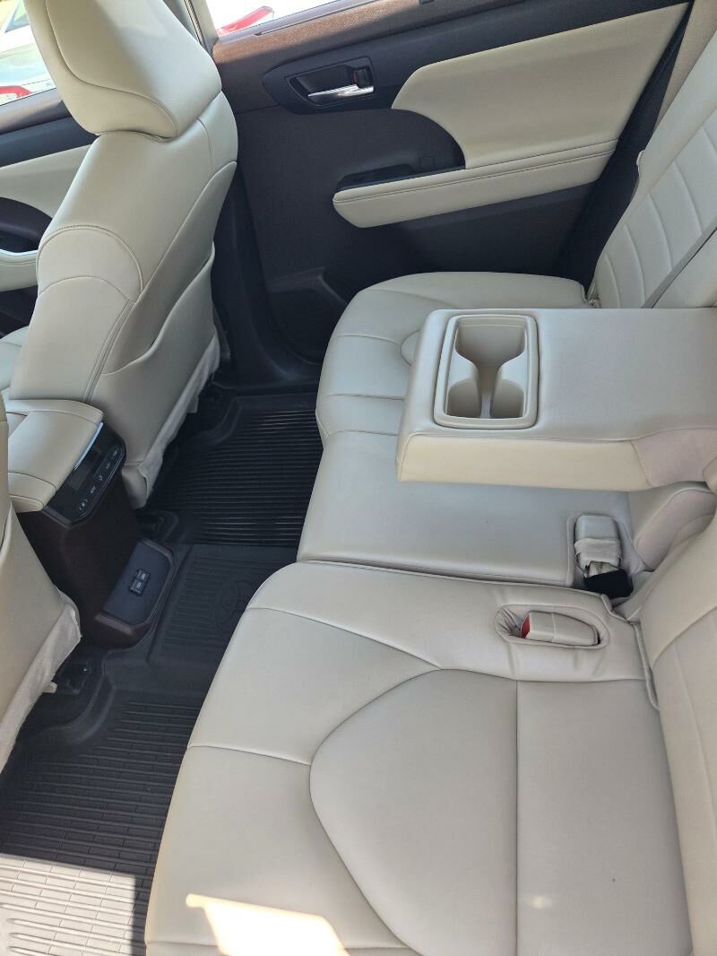 Toyota Camry 2020 - 530 000 TMT - Кëши - img 3