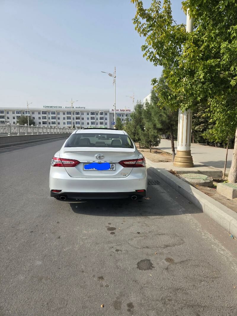 Toyota Camry 2018 - 485 000 TMT - Кëши - img 4
