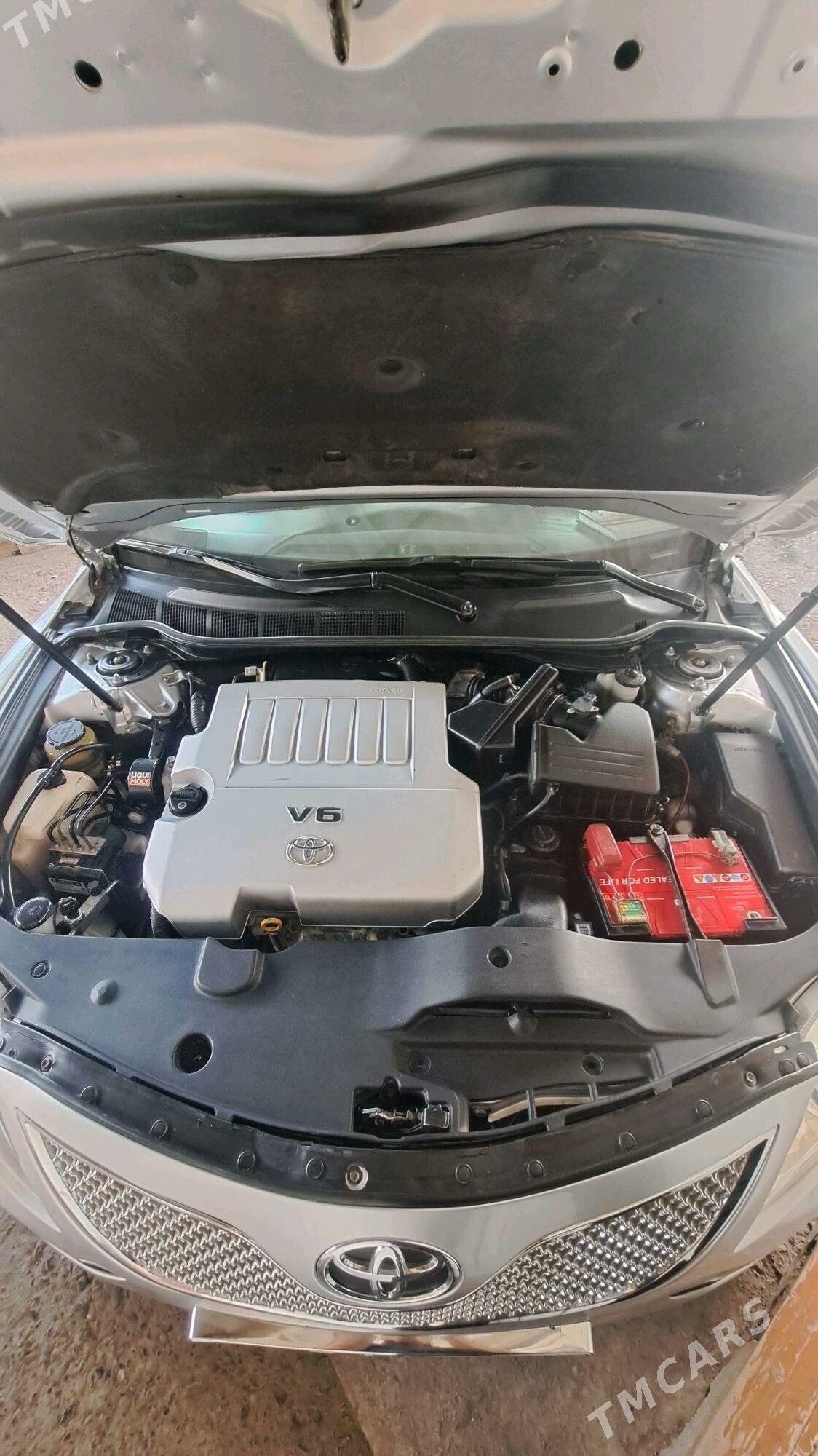 Toyota Camry 2010 - 205 000 TMT - Мары - img 3