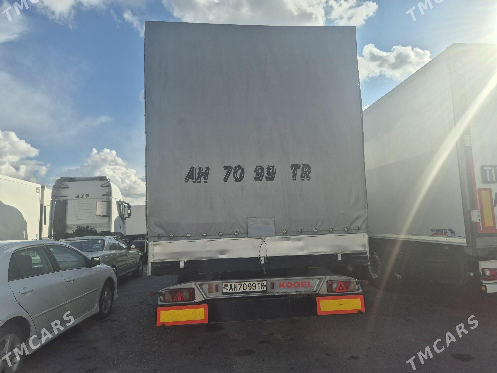 Kogel Cargo 2008 - 377 000 TMT - Sarahs - img 2