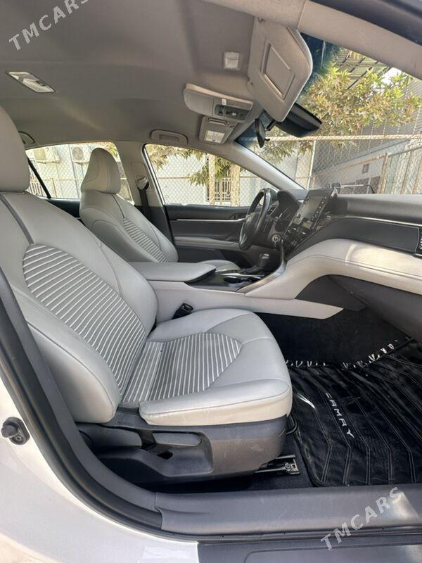 Toyota Camry 2022 - 320 000 TMT - Бедев - img 4