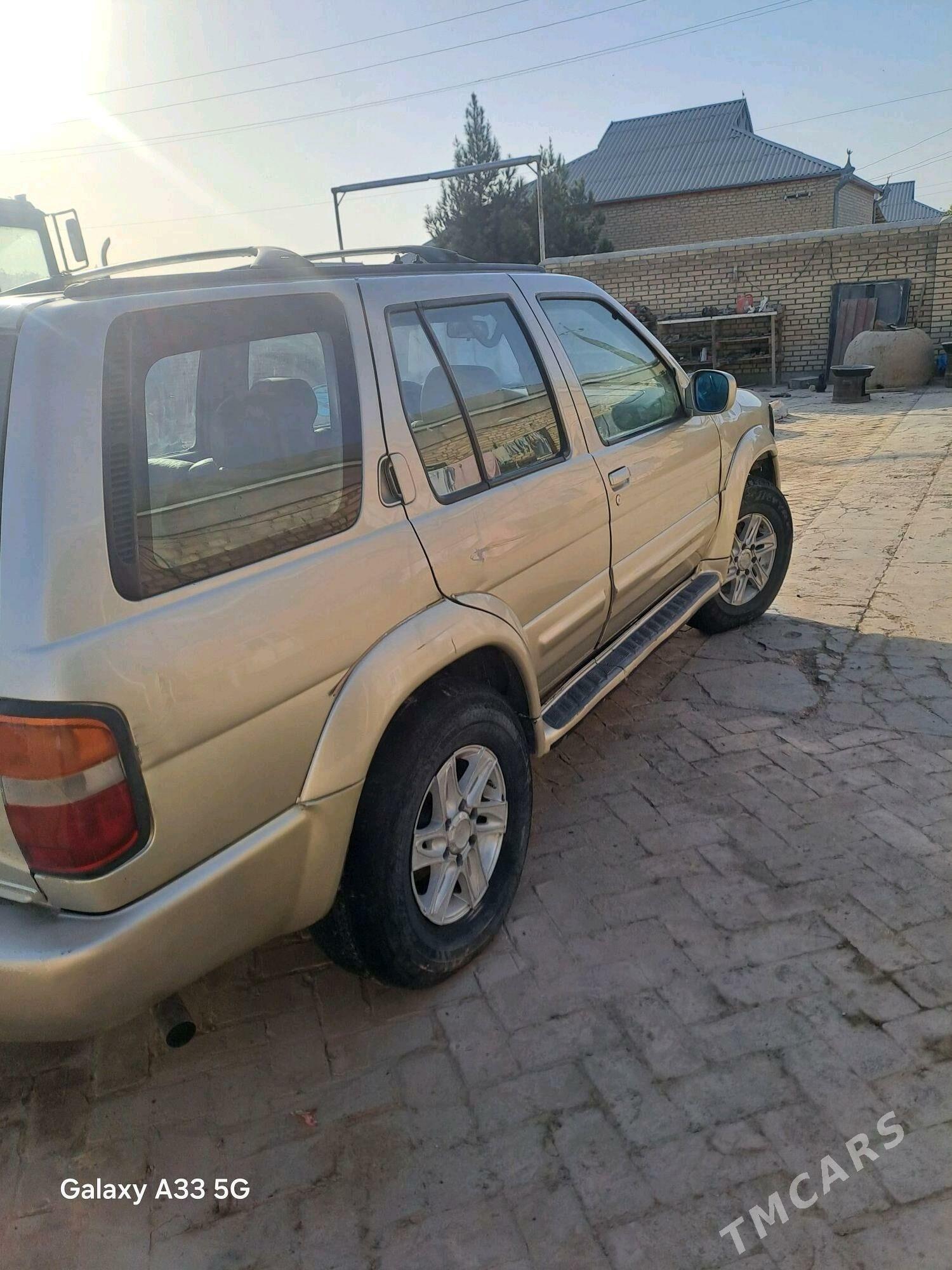 Infiniti QX4 2001 - 70 000 TMT - Байрамали - img 2