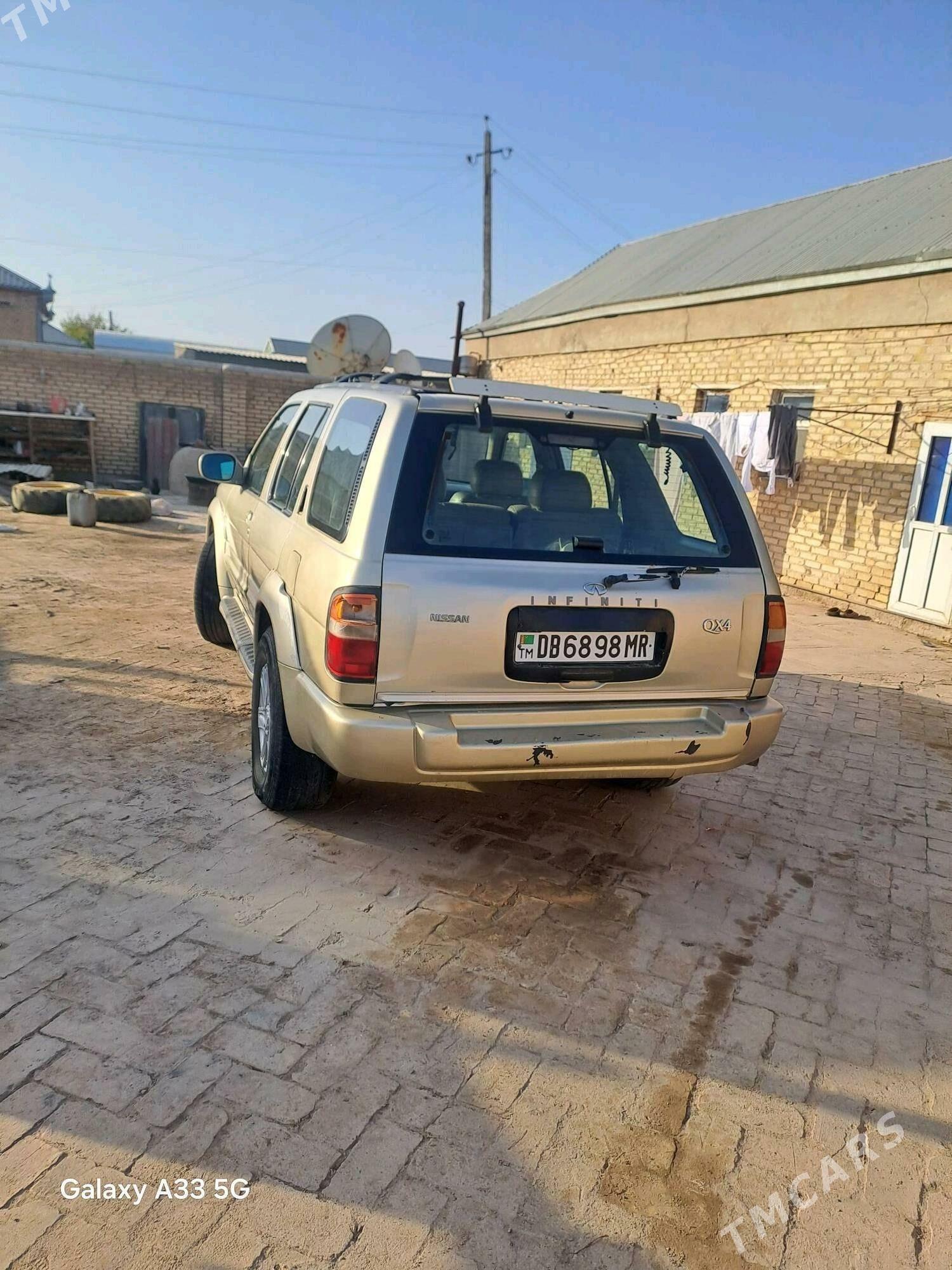 Infiniti QX4 2001 - 70 000 TMT - Байрамали - img 3