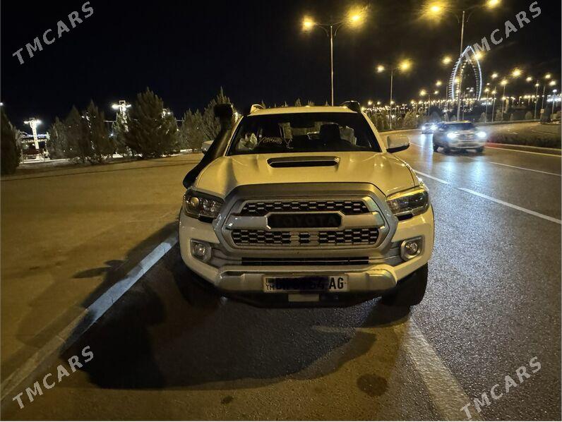 Toyota Tacoma 2018 - 350 000 TMT - Ашхабад - img 3