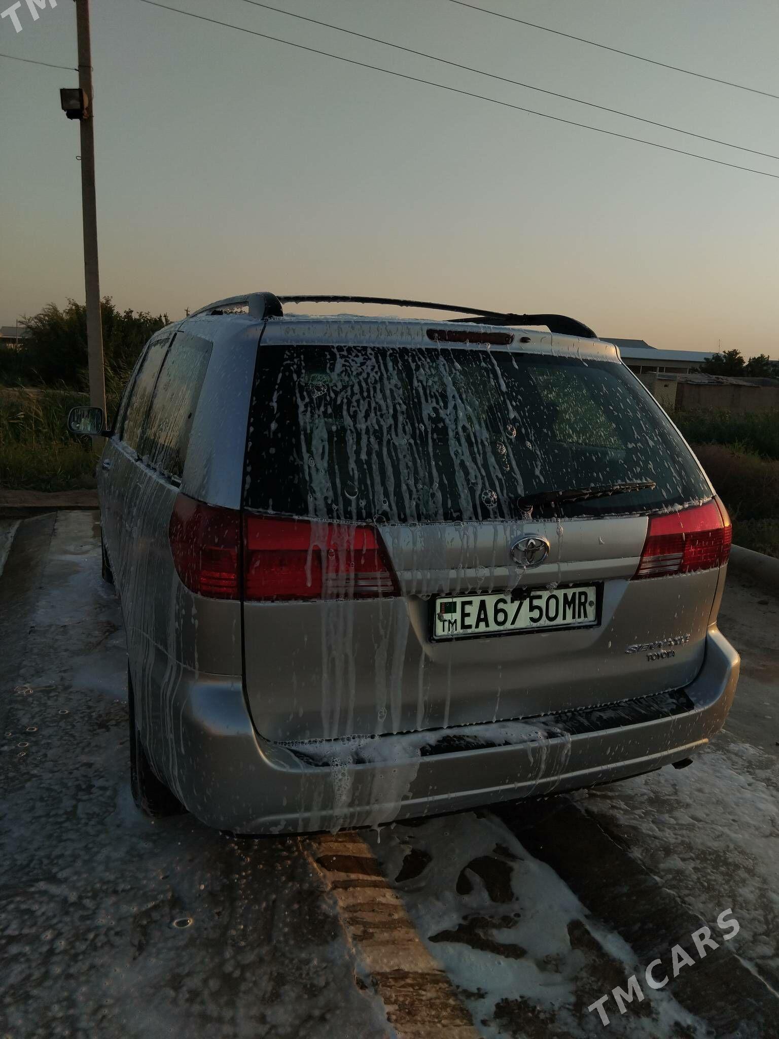 Toyota Sienna 2005 - 230 000 TMT - Мургап - img 2