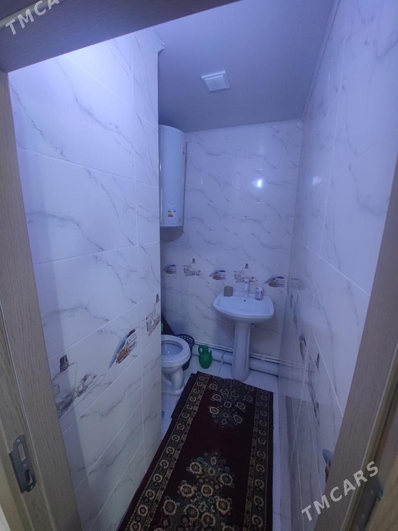 Eýesinden gyssagly jemagat jaý - Büzmeýin - img 7