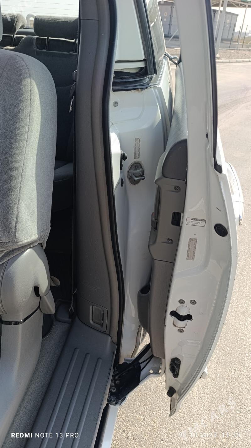 Toyota Sienna 2004 - 233 000 TMT - Мары - img 5