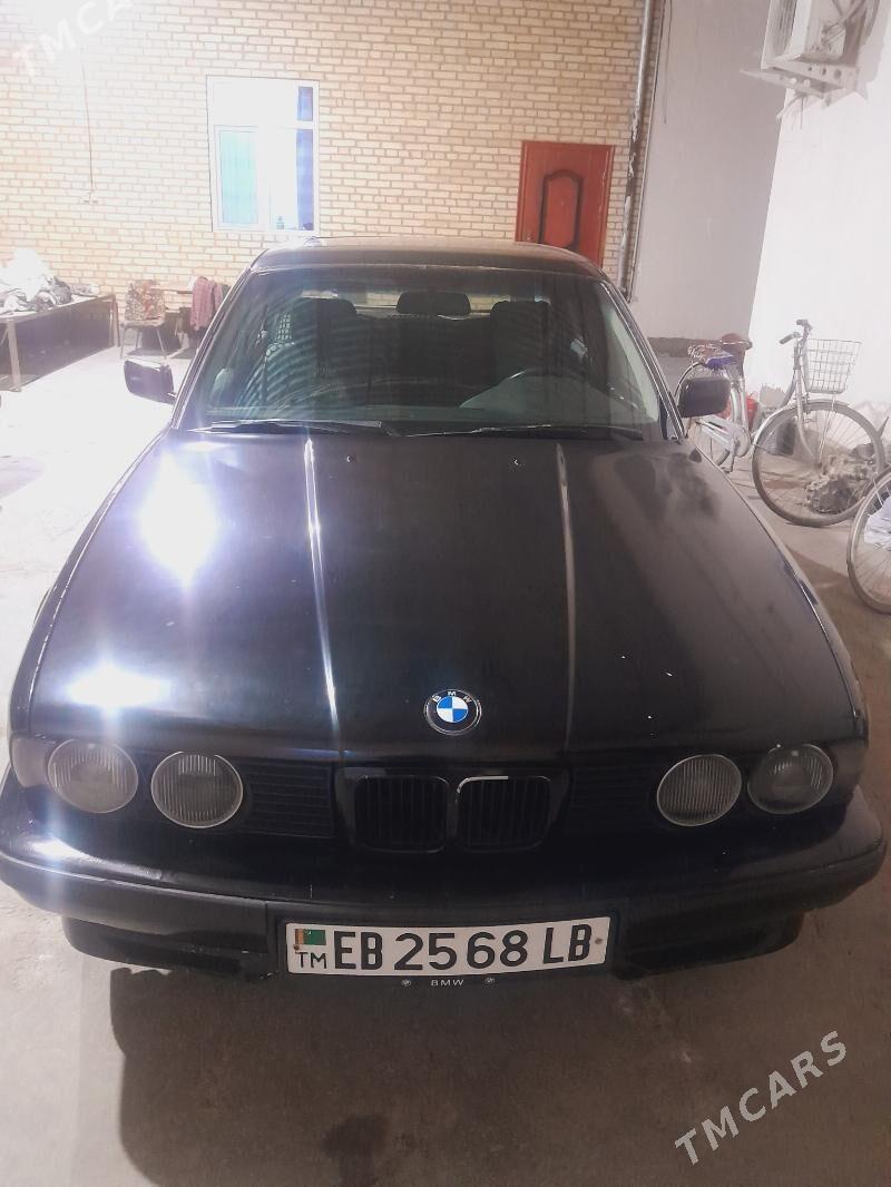 BMW E34 1992 - 52 000 TMT - Çärjew - img 6