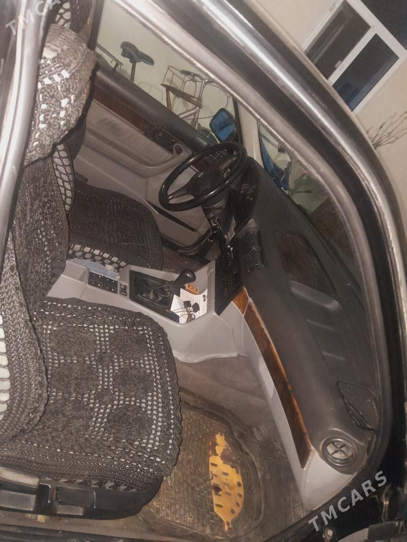 BMW E34 1992 - 52 000 TMT - Çärjew - img 2