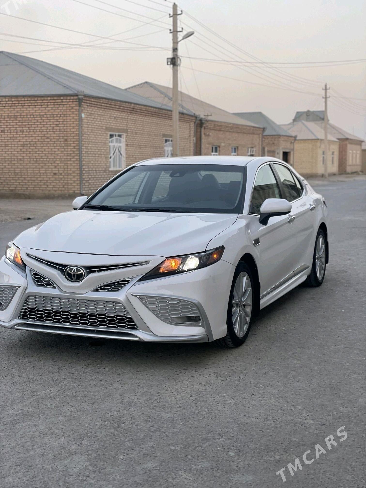 Toyota Camry 2022 - 315 000 TMT - Бахарден - img 3