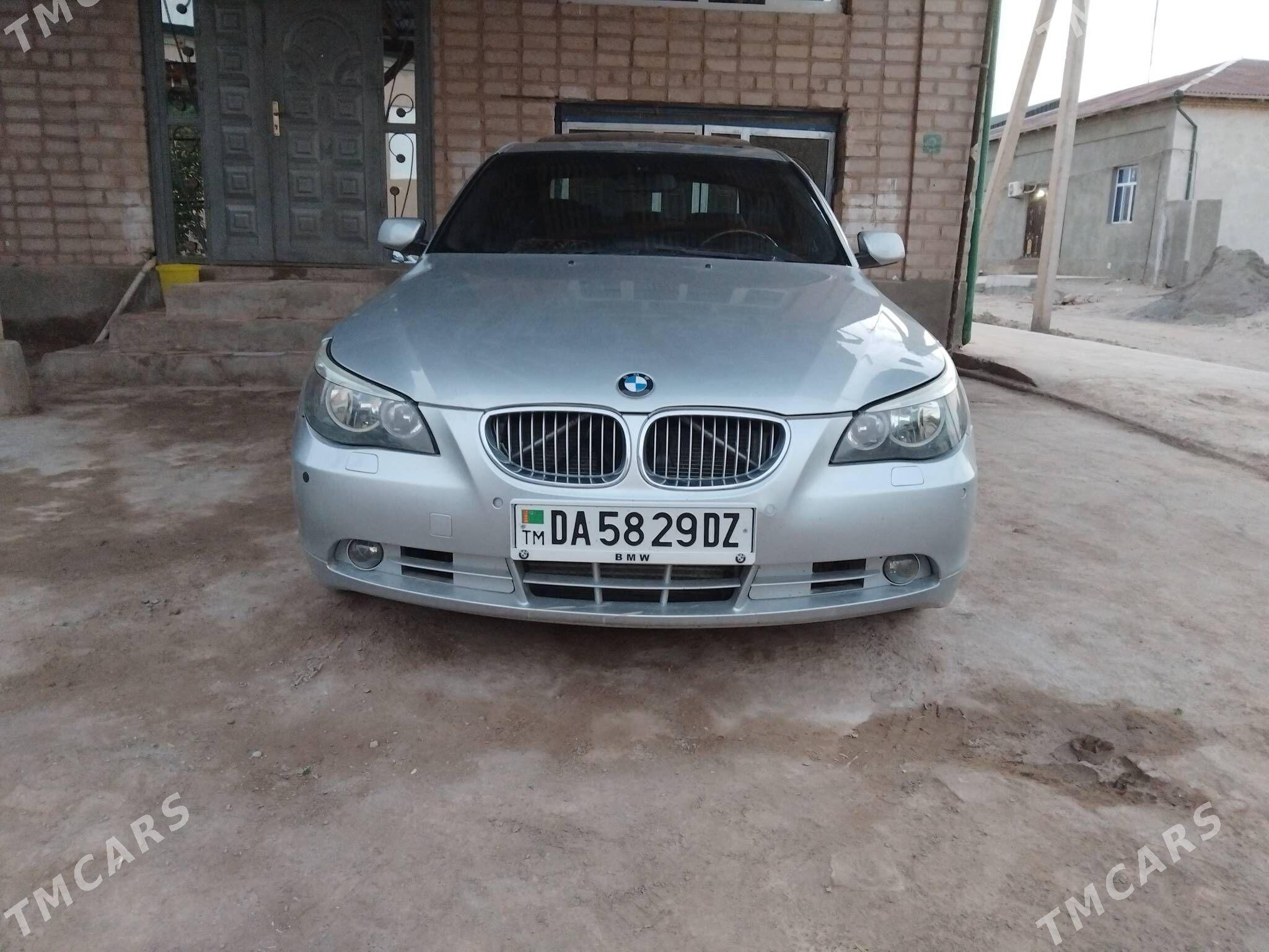 BMW E60 2003 - 125 000 TMT - Гурбансолтан Едже - img 1