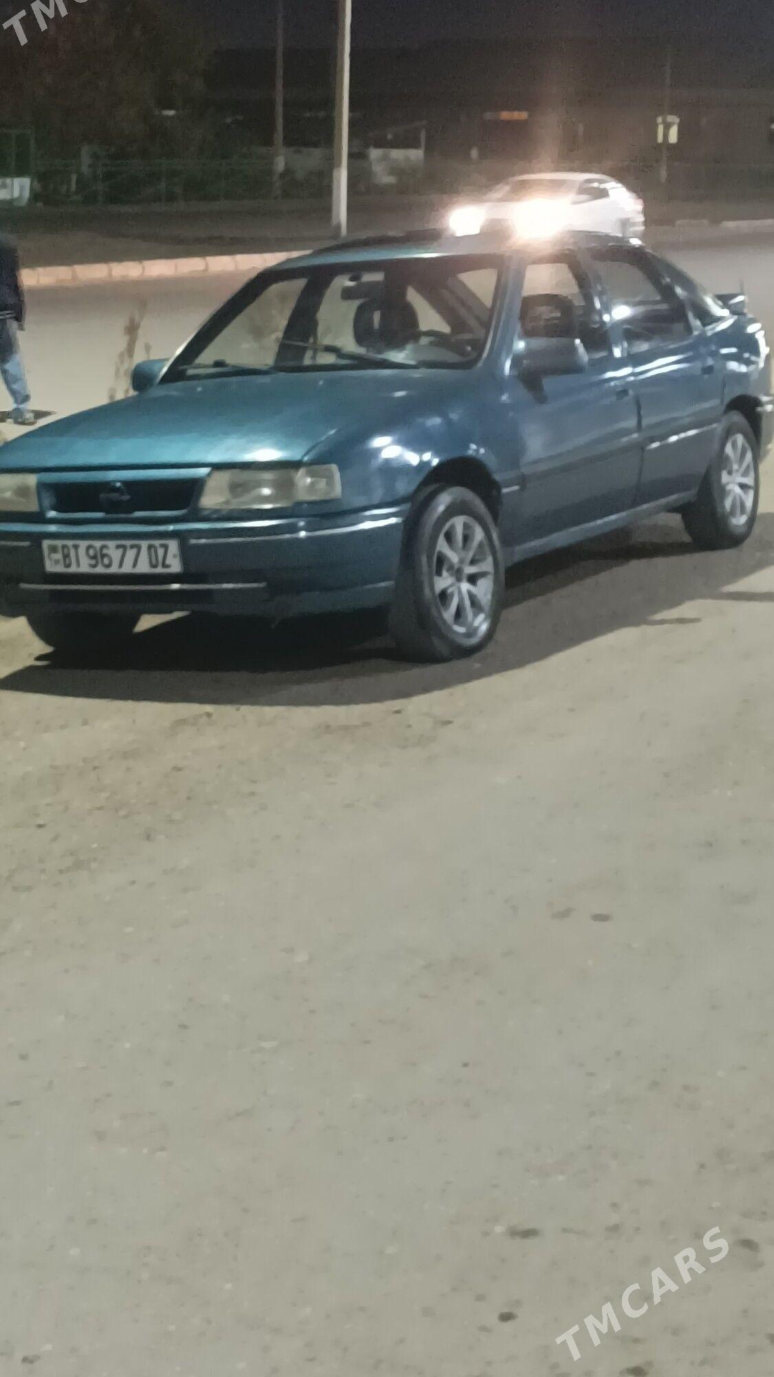 Opel Vectra 1992 - 23 000 TMT - Дашогуз - img 1