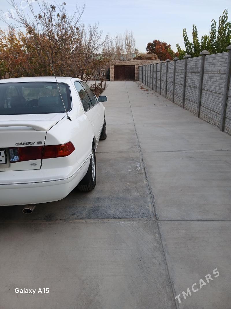 Toyota Camry 2001 - 195 000 TMT - Köneürgenç - img 5