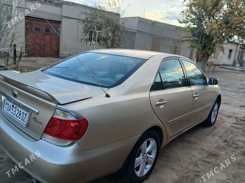 Toyota Camry 2005 - 167 000 TMT - Köneürgenç - img 10
