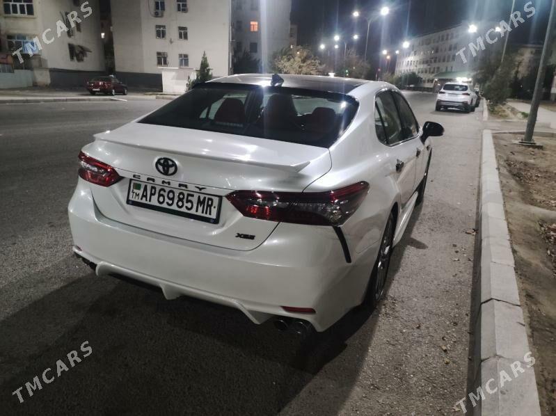 Toyota Camry 2022 - 400 000 TMT - Мары - img 4