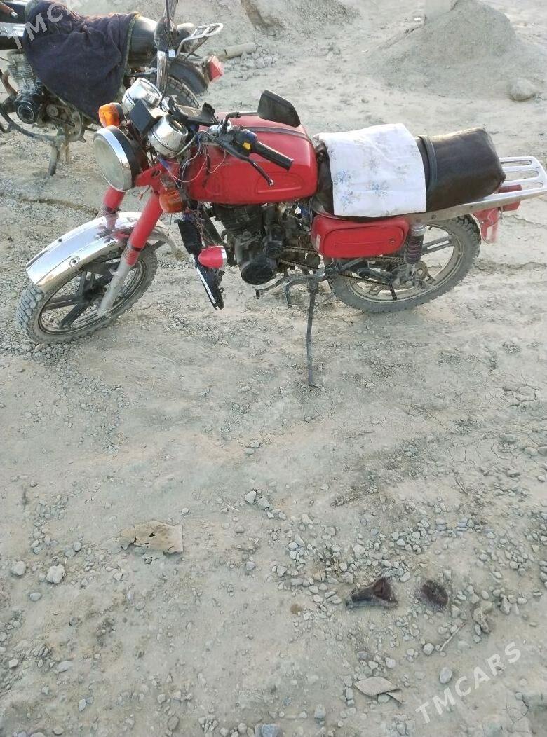 Fekon FK150-8G 2015 - 6 000 TMT - Bäherden - img 1