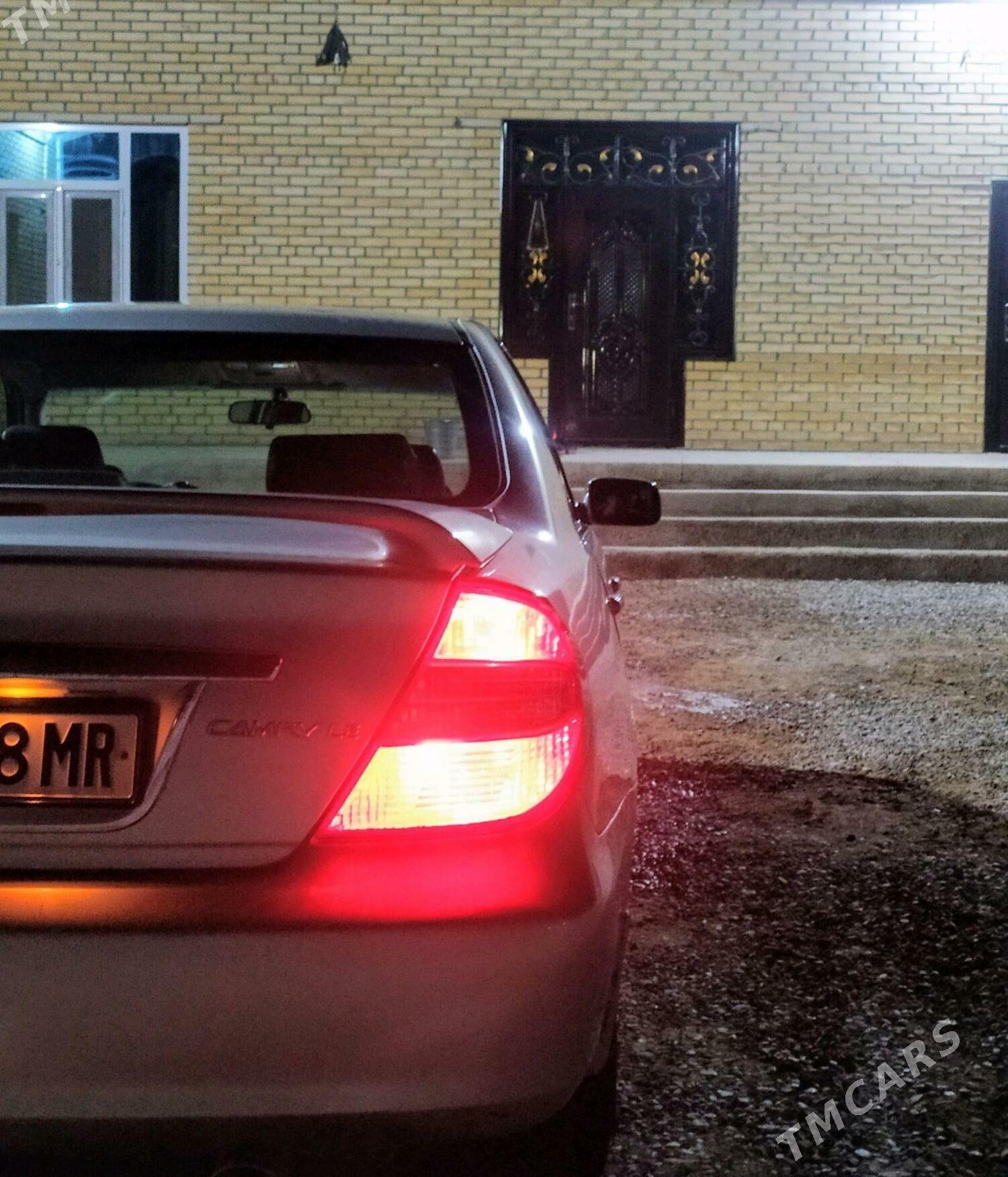 Toyota Camry 2003 - 145 000 TMT - Векильбазар - img 3