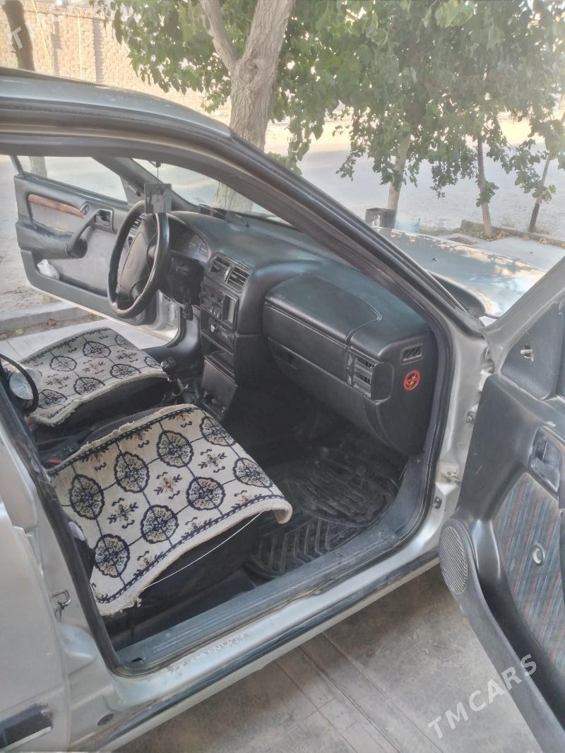 Opel Vectra 1994 - 30 000 TMT - Фарап - img 2