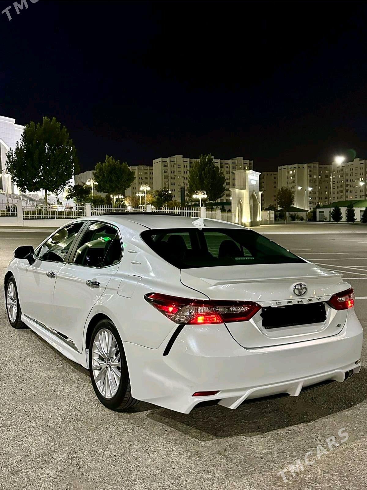 Toyota Camry 2019 - 300 000 TMT - 30 мкр - img 1