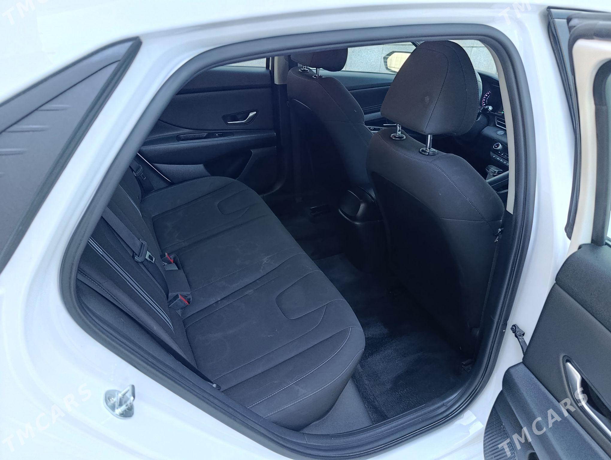 Hyundai Elantra 2021 - 255 000 TMT - Ашхабад - img 4