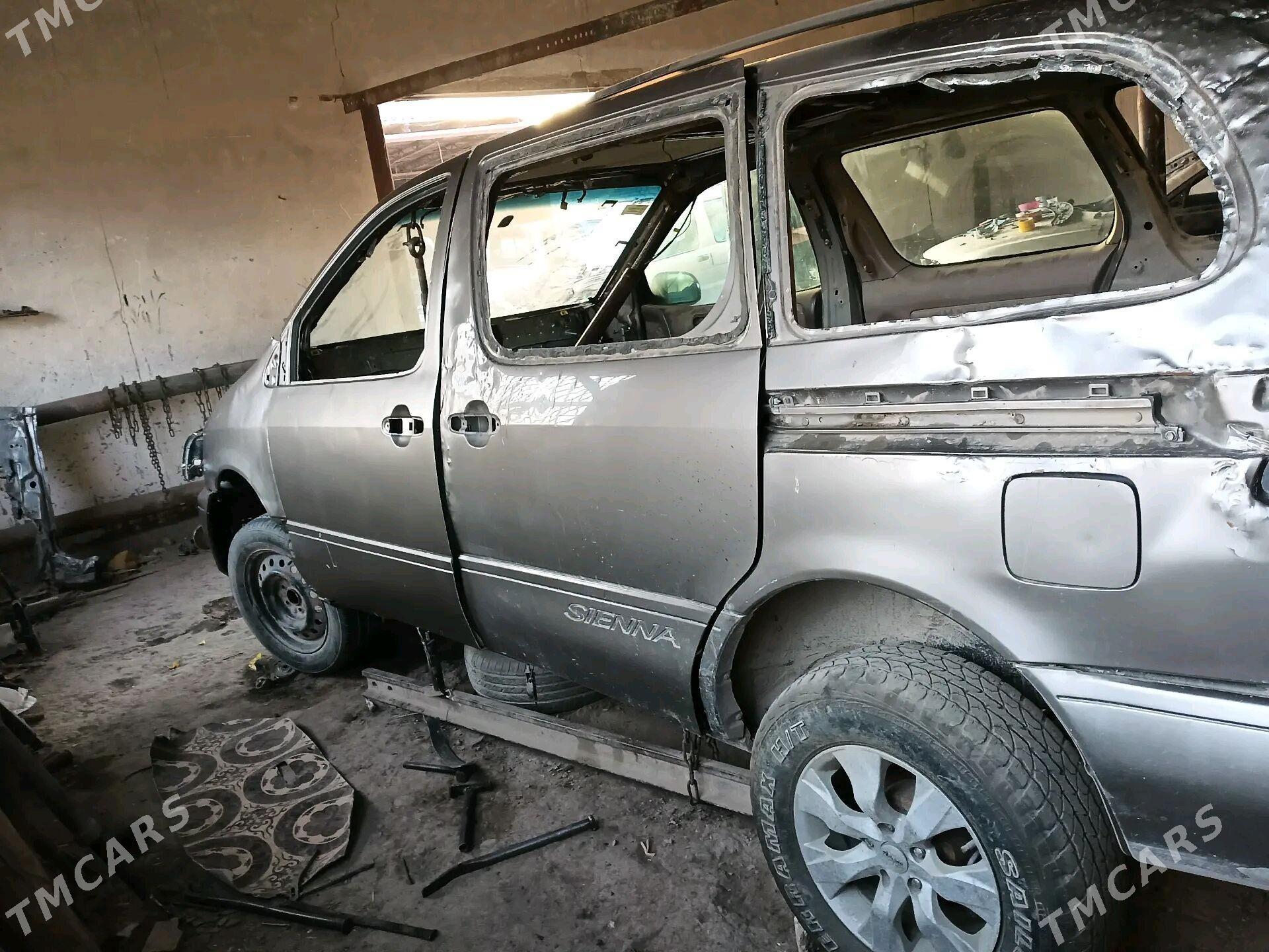 Toyota Sienna 1999 - 79 000 TMT - Мургап - img 2