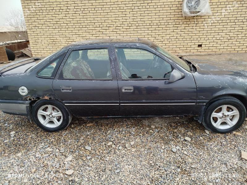 Opel Vectra 1991 - 26 000 TMT - Теджен - img 4