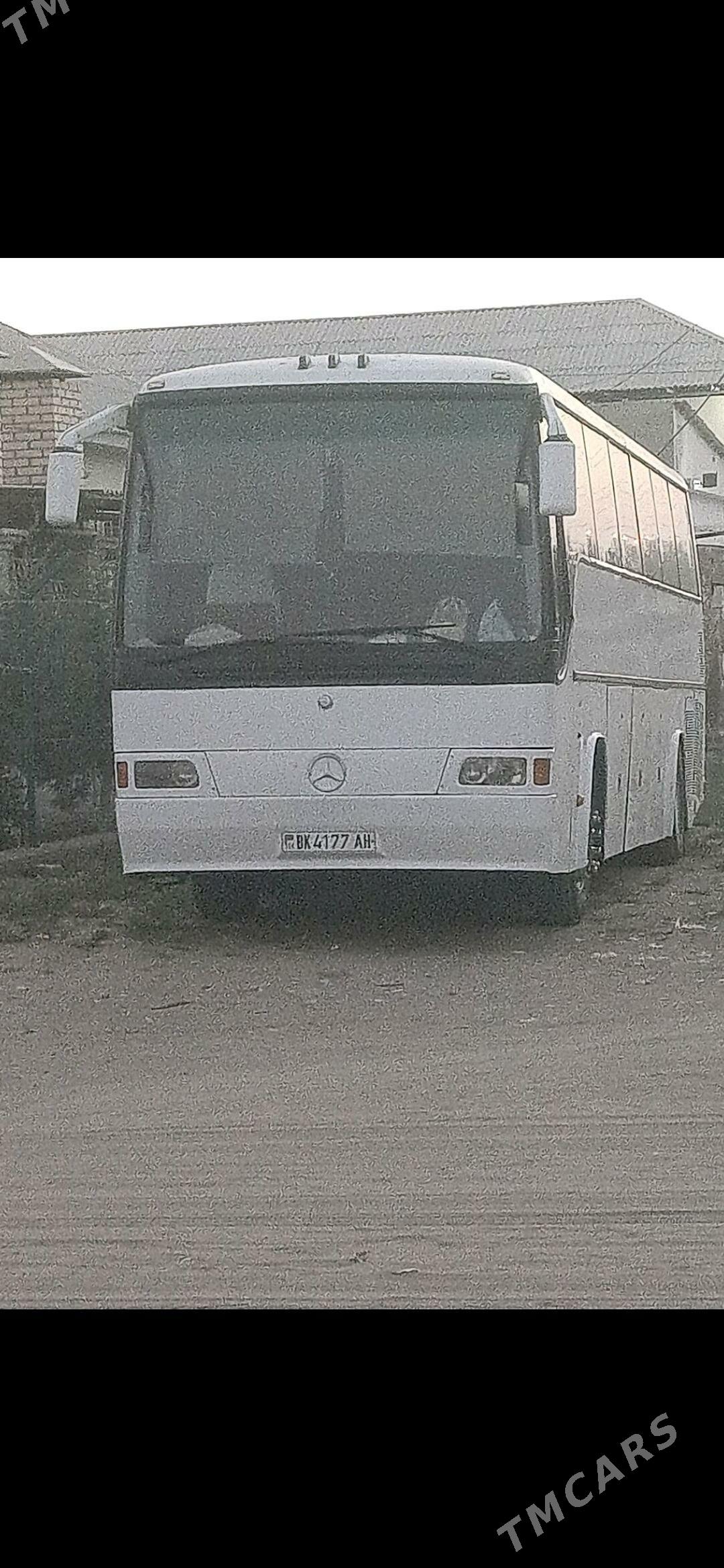 Mercedes-Benz ACTROS 3331 1990 - 400 000 TMT - Tejen - img 3