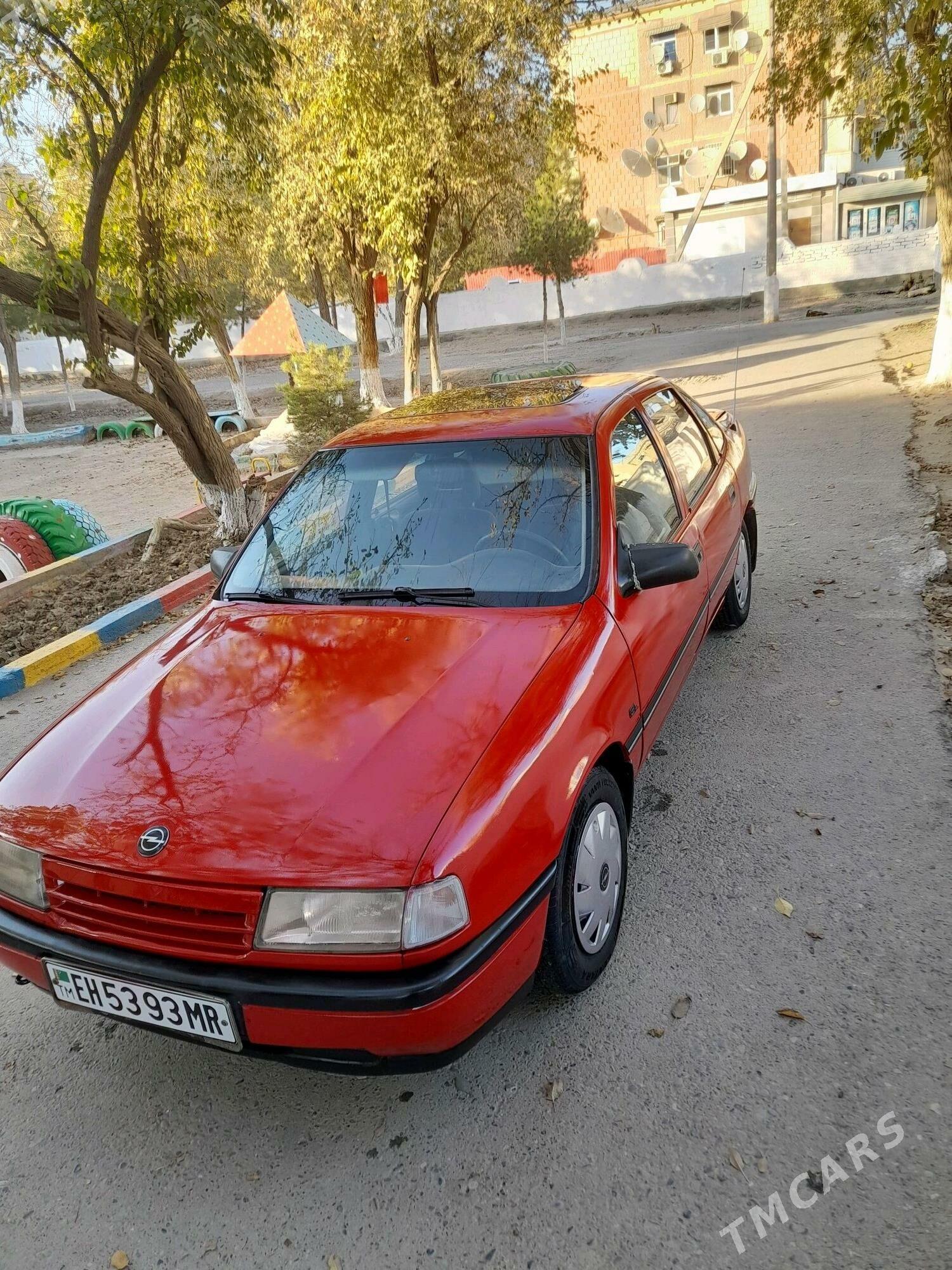 Opel Vectra 1990 - 33 000 TMT - Мары - img 3